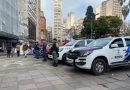 Operação combate a venda ilegal de ambulantes no Centro de Porto Alegre